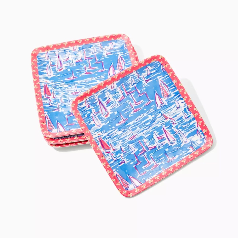NWT Lilly Pulitzer Printed Plates